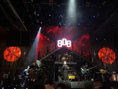-808 LiveHouse