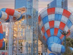 -巨鹏飞梦幻海岸