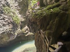 -龙水峡地缝景区