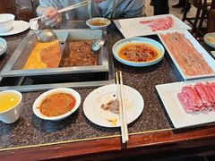 -皇城老妈·大连海鲜火锅(港湾店)