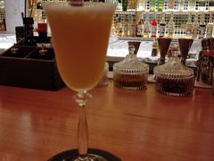 -饮湖威士忌鸡尾酒吧