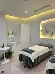 -VE专注问题肌·赛诺龙&科学美肤中心