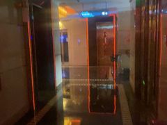 -温莎KTV(珠江路店)