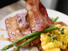 -Common Table · Brunch & Coffee