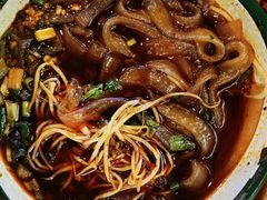 -拈签一笑黄牛肉辣卤串串