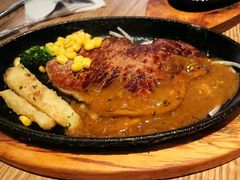 -玛格萝妮(汇智国际商业中心店)