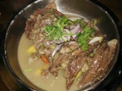 草原手抓肉-塔里木新疆饭店(新北万达店)
