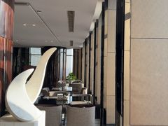 -唐拉雅秀酒店-西锦汇空中BBQ·思创餐厅