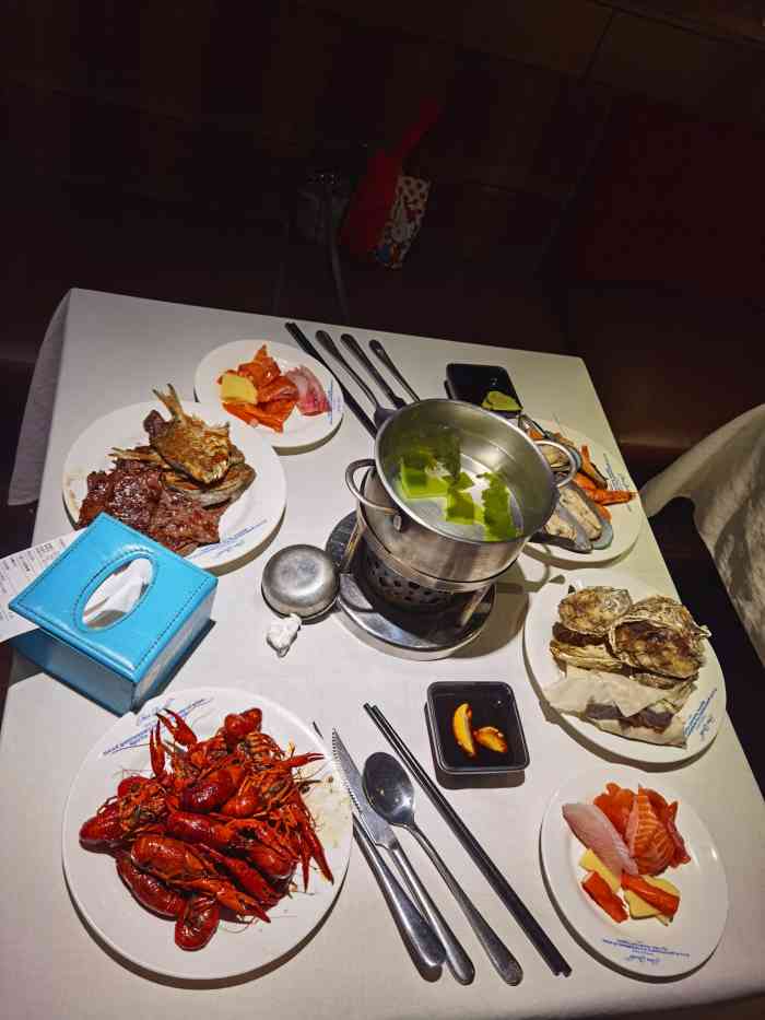 虹悦城海鲜自助餐图片