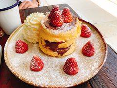 Nutella巧克力草莓松饼-MIKAKU(万达广场上海宝山店)