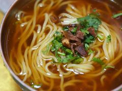 -超越海鲜屋(飞龙物业店)