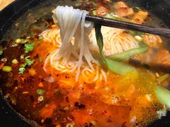 -八月美食小馆(银泰城总店)