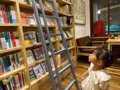 -猫的天空之城概念书店(三坊七巷店)