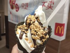 -麦当劳(展览路店)