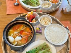 -亚龙湾希尔顿自助餐厅·海鲜·烧烤·沙滩BBQ·现场乐队