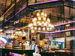 大堂-爱啤精酿·民谣酒馆(滨江店)