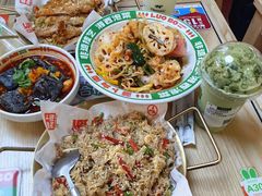 -萝卜向南·湘西泡菜·腊味炒饭(星河coco city店)