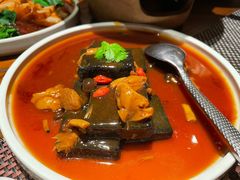 猴头菇鲍汁瑶柱扒制黑豆腐-肴约·花园式餐厅(湖里店)