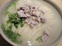 -亮亮拉面(师范路店)