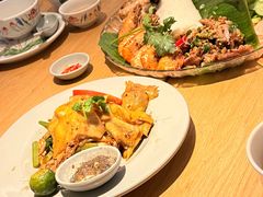 -大头虾越式风味餐厅(光明广场店)