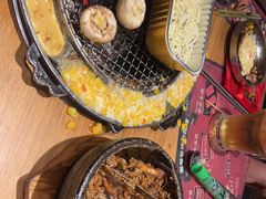 -青瓦炭韩潮烤肉(花园道店)