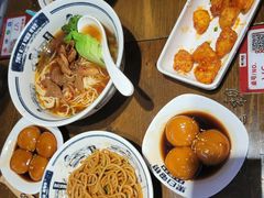 -黑白电视长沙小吃(悦汇城店)