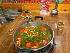 -亮欢寨酸汤鱼(沙冲路店)