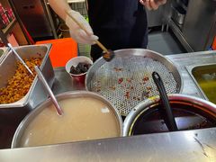 -黑色经典臭豆腐·湖南特产(步行街店)