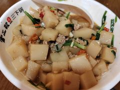 -富正毅三下锅·湘西韵味(天门山索道店)