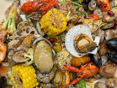 -老东镇啤酒屋海鲜加工·蒸汽海鲜·海鲜烧烤(台东店)