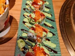 软壳蟹三文鱼寿司-MIKOMIKO和牛烧肉专门店(南门店)