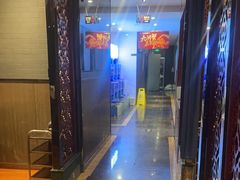 -七欣天香辣蟹火锅(上海银亿滨江店)