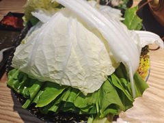 -洞庭洲·防空洞火锅·铜锅涮肉·烧烤(新百广场店)