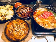 炒年糕-MI WU FACTORY米屋美食工厂餐厅(绿地店)