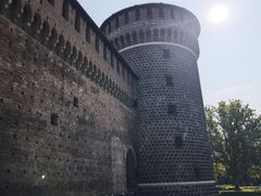 -斯福尔扎古堡