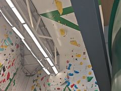 -绿壁虎攀岩基地(Tcar店)
