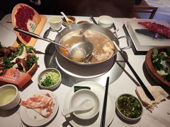 -左庭右院鲜牛肉火锅(环球港店)