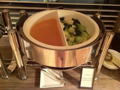 鱼翅捞饭-北京王府井希尔顿酒店·万斯阁西餐厅