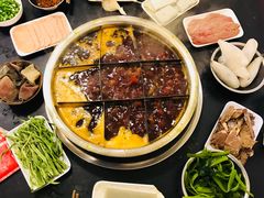 -邓莽子老火锅(中兴路总店)