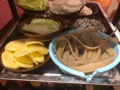 -周幺妹重庆老火锅(银泰城总店)