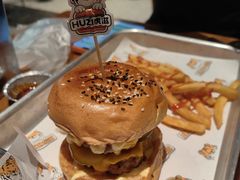 -HUZI虎滋精酿餐吧(京西大悦城店)