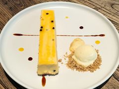 百香果黄柠檬挞-Vanilla Specialty Coffee(八大关店)