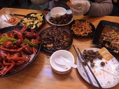 -回·龙虾铺·盆盆蟹·烧烤大排档(回龙观店)