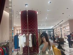 -Gucci(青岛海信广场店)