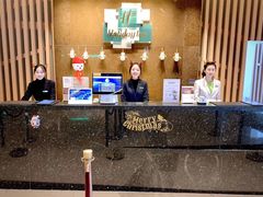 -苏州汇融广场假日酒店