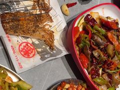 -丽伟的串·烧烤·砂锅(季景天地店)