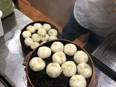 -舒小笼松针小笼包