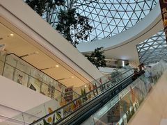 -LuOne凯德晶萃广场(徐家汇路店)