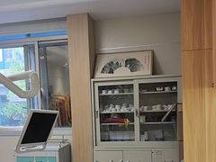 -上海仁爱医院口腔科 · 种植