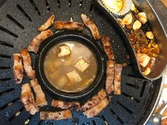 -江南猪肉商会无限续吃(弘大店)